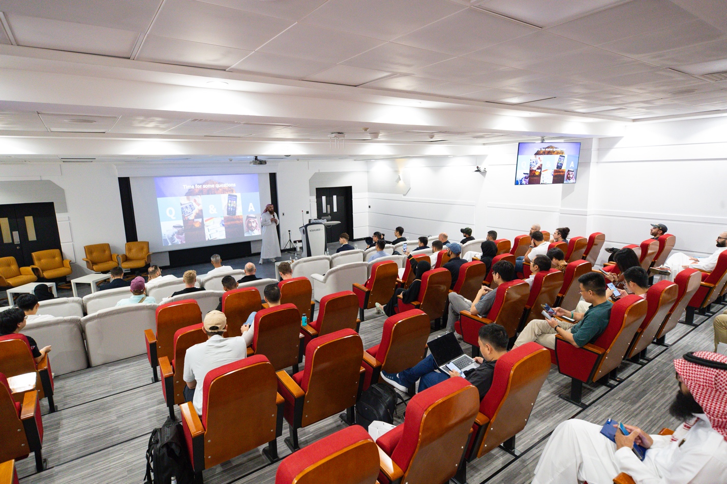 以太坊利雅得活动顺利召开,ChainIDE赋能沙特开发者生态