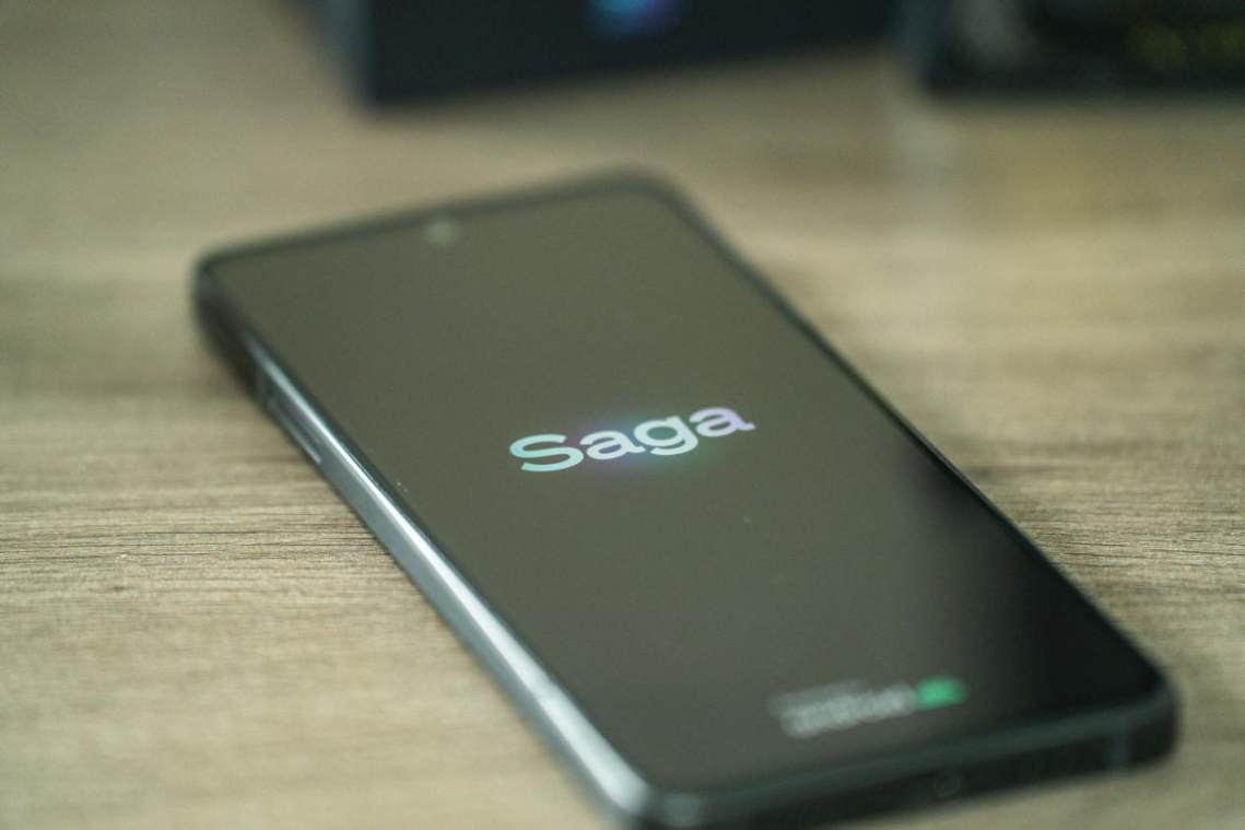 Solana Saga国内开箱首测：1000美元的Web3手机真的值得买吗？