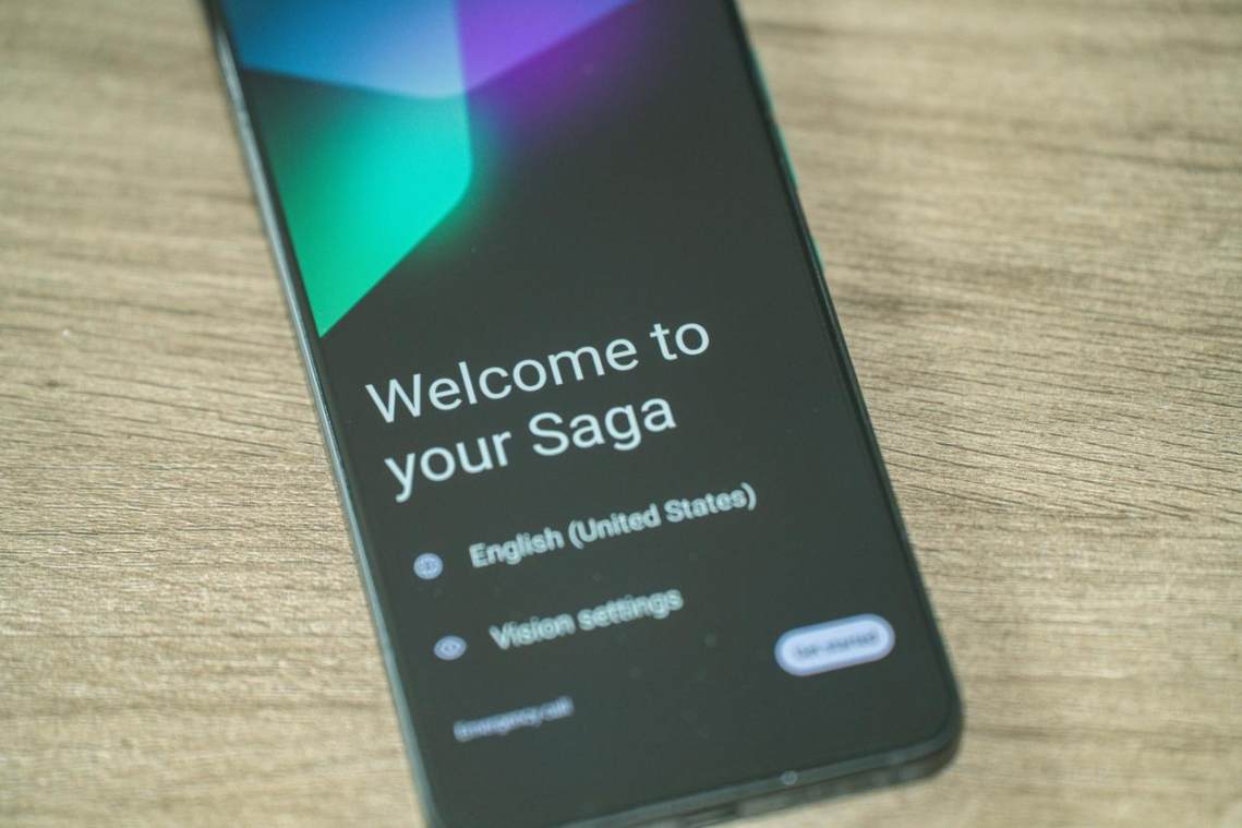 Solana Saga国内开箱首测：1000美元的Web3手机真的值得买吗？