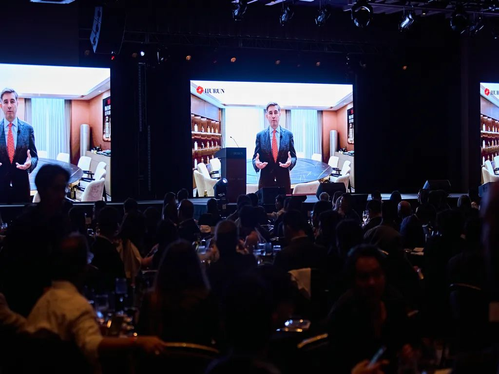2022年胡润美国U30峰会[未来之路--远行]商业论坛暨颁奖晚宴圆满结束