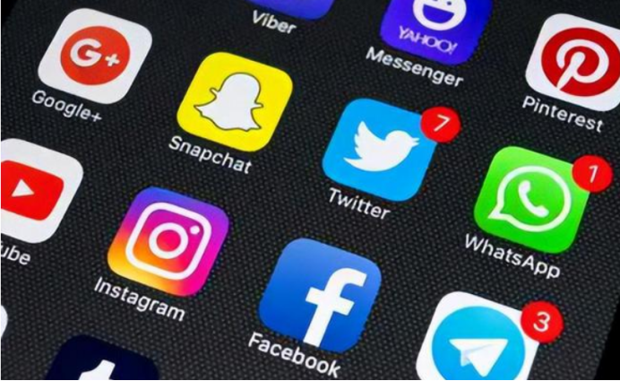 SocialFi 生态快报,3笔重要融资、CYBER遭质疑、Farcaster 将上线