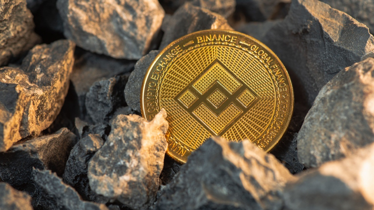 BNB市值超越微策略，在国家储备背书与纳斯达克加持下，正与BTC、<a class=