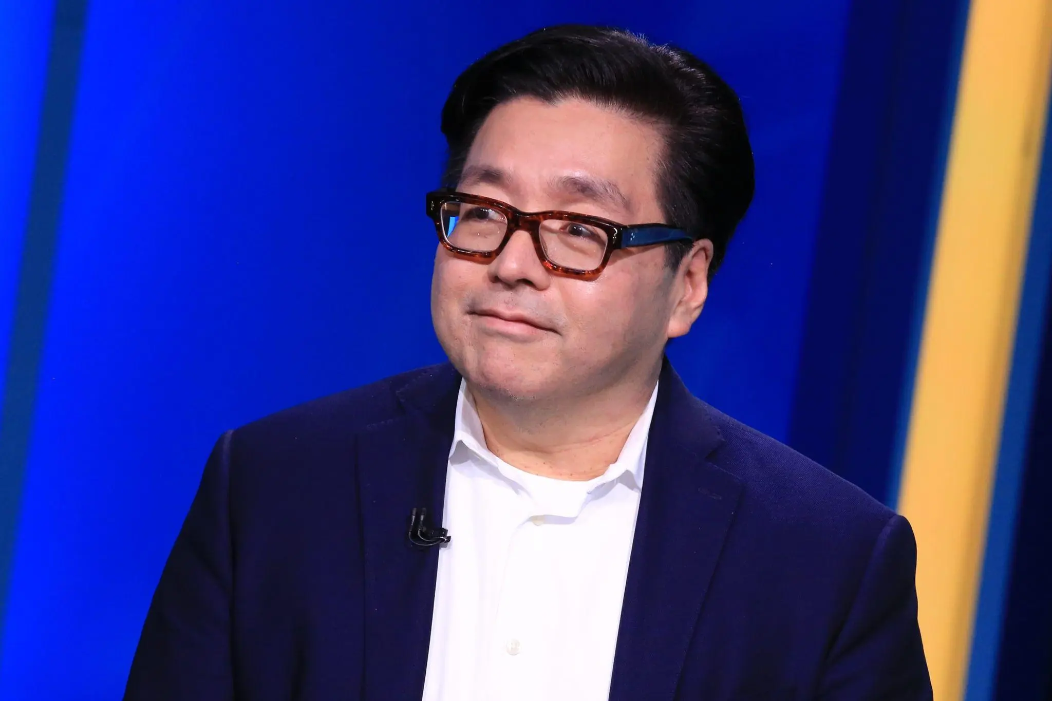 “华尔街神算子”Tom Lee变身<a class=